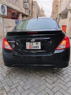 نيسان فيرسا